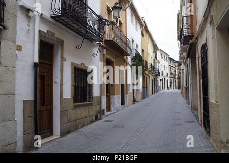 SPAIN - Valencia autonomous region - Marina Alta (district) - Alicante. Teulada; casco antiguo / calles típicas. Stock Photo