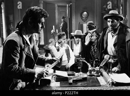 Original Film Title: EL PEQUEÑO CORONEL.  English Title: THE LITTLE COLONEL.  Film Director: ANTONIO DEL AMO.  Year: 1960. Credit: SUEVIA FILMS / Album Stock Photo