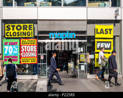 Maplin s Electronic Store Closing Down City of London London