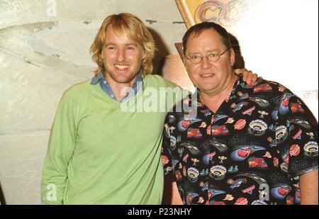 19 / 05 / 2006; Barcelona, Spain. Director JOHN LASSETER and actor OWEN WILSON (Lightning McQueen's Voice) at the 'Cars' European Premiere, the last Disney / Pixar production, held at Hotel Arts. Stock Photo