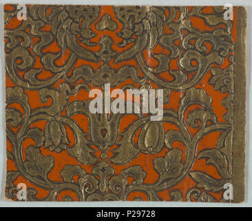 .  English: Imitation Leather (possibly USA), ca. 1905 .  English: Scrolling foliage design printed in terra cotta, gold and black on relief paper. . circa 1905 155 Imitation Leather (possibly USA), ca. 1905 (CH 18498187-2) Stock Photo