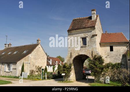 France, Oise, Saint Jean aux Bois, home door of the old abbey Stock Photo