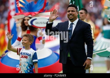 Moscow, Russia. 14th June 2018. Ronaldo before the 2018 FIFA World Cup Group A match between Russia and Saudi Arabia at Luzhniki Stadium on June 14th 2018 in Moscow, Russia. Credit: PHC Images/Alamy Live News Stock Photo
