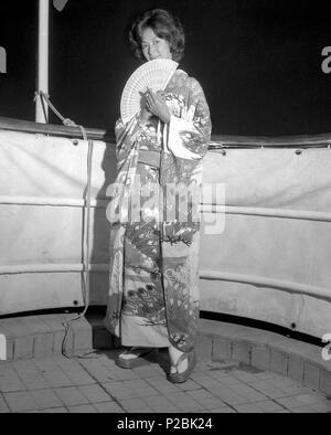 En kimono Black and White Stock Photos & Images - Alamy