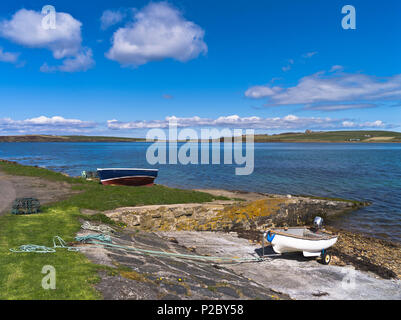 dh Widewall bay HERSTON ORKNEY Village boats beached along shore line ramp south ronaldsay coast scotland isles