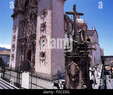 Church Templo de Santa Prisca Pink rose coloured stone Churrigueresque ...