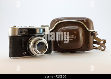 Close up Retro VOIGTLANDER Vitoret DR Camera with case profile on white background Stock Photo