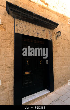 Street view of the Old Priory in the Silent city of Mdina, Malta Stock Photo