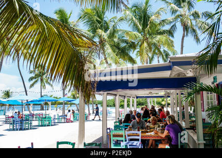 Florida,FL South,Upper Florida Keys,Islamorada,Pierre's Beach Cafe & Bar Morada Bay water,restaurant restaurants food dining eating out cafe cafes bis Stock Photo