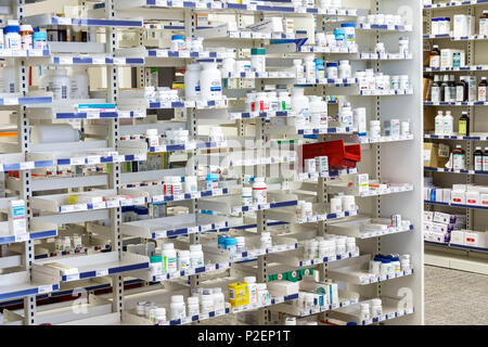 Miami Florida,Walgreens,pharmacy drugstore,shelf shelves,prescription medicines,pharmaceutical drug,Rx,FL170911001 Stock Photo