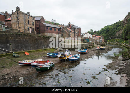 Estuary in the village of Staithes, North Yorkshire England UK Stock Photo