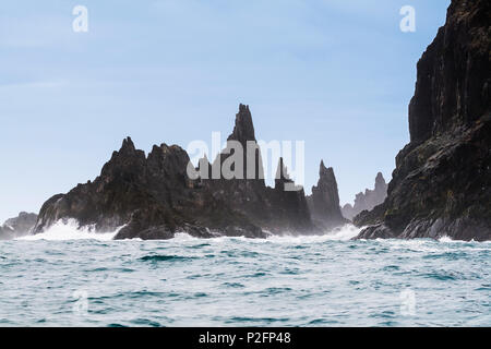 Cape Lookout, Elephant Island, South Shetland Islands, Antarctic Peninsula, Southern Ocean, Antarctica Stock Photo