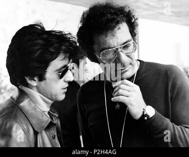 Original Film Title: BOBBY DEERFIELD.  English Title: BOBBY DEERFIELD.  Film Director: SYDNEY POLLACK.  Year: 1977.  Stars: AL PACINO; SYDNEY POLLACK. Credit: COLUMBIA PICTURES / Album Stock Photo