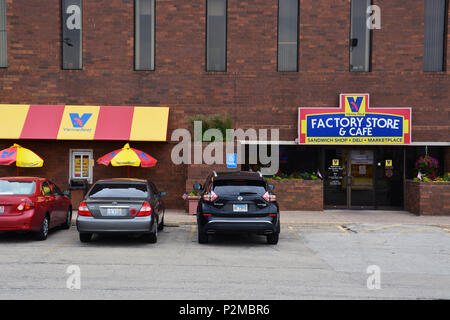 Vienna beef hi-res stock photography and images - Alamy