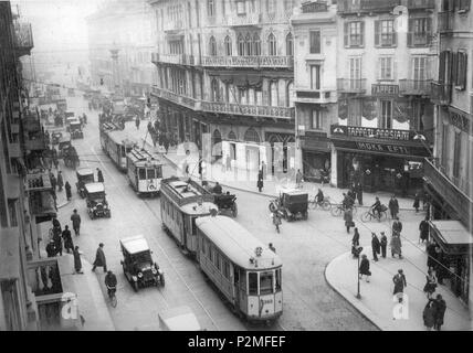 . Italiano: Milano, largo San Babila . 1926. Anonymous 56 Milano, largo San Babila 03 Stock Photo