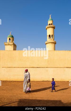 Burkina Faso, Boulkiemdé province, Koudougou, mosque in the southern district Stock Photo