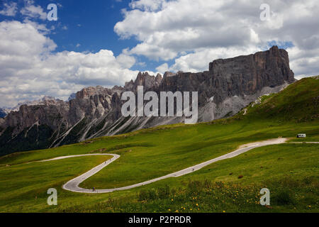 Summer, Pass Road, Passo Giau, Alps, Dolomites, Belluno, Italy Stock Photo