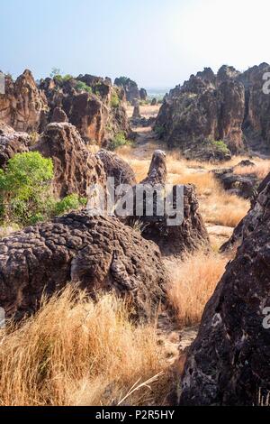 Burkina Faso, Cascades region, Sindou, country of the Senoufo ethnic group, the Sindou peaks are sandstone pitons carved by nature and a sacred place for Senoufos Stock Photo