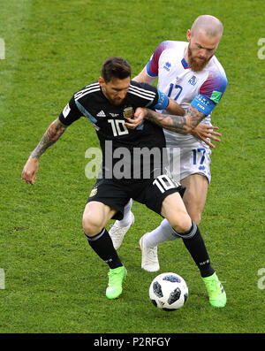 Moscow, Russia. 16th Jun, 2018. Lionel MESSI of Argentina contests ball with Birkir BJARNASON of Iceland during the match between Argentina and Iceland valid for the 2018 World Cup held at the Otkrytie Arena (Spartak) in Moscow, Russia. Credit: Foto Arena LTDA/Alamy Live News Credit: Foto Arena LTDA/Alamy Live News Stock Photo