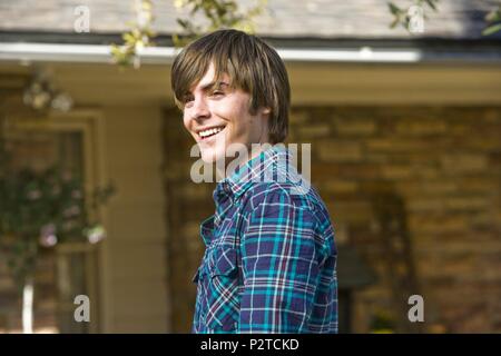 Original Film Title: 17 AGAIN.  English Title: 17 AGAIN.  Film Director: BURR STEERS.  Year: 2009.  Stars: ZAC EFRON. Credit: OFFSPRING ENTERTAINMENT / ZLOTNICK, CHUCK / Album Stock Photo