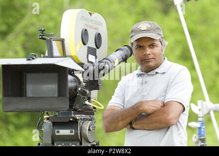 Original Film Title: THE YELLOW HANDKERCHIEF.  English Title: THE YELLOW HANDKERCHIEF.  Film Director: UDAYAN PRASAD.  Year: 2008.  Stars: UDAYAN PRASAD. Credit: ARTHUR COHN PRODUCTIONS / Album Stock Photo