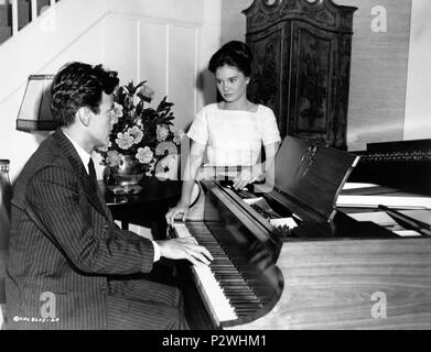 FIVE FINGER EXERCISE, Maximilian Schell, 1962 Stock Photo - Alamy