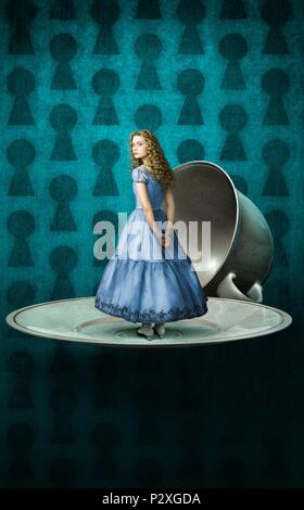 Original Film Title: ALICE IN WONDERLAND.  English Title: ALICE IN WONDERLAND.  Film Director: TIM BURTON.  Year: 2010.  Stars: MIA WASIKOWSKA. Credit: WALT DISNEY PICTURES / Album Stock Photo