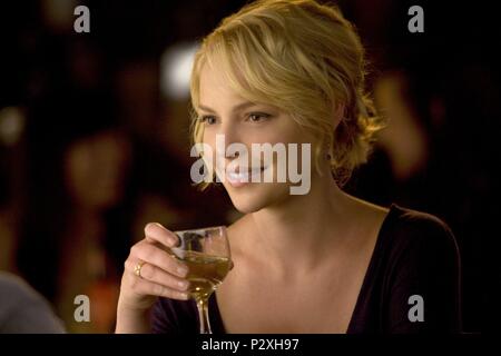 Original Film Title: THE UGLY TRUTH.  English Title: THE UGLY TRUTH.  Film Director: ROBERT LUKETIC.  Year: 2009.  Stars: KATHERINE HEIGL. Credit: Lakeshore entertainment/ Relativity media / ADYANI, SAEED / Album Stock Photo