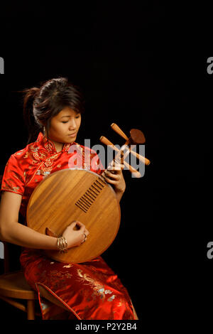 chinese lute player Stock Photo