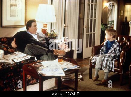 Uncle Buck Year 1989 Director John Hughes John Candy Stock Photo - Alamy