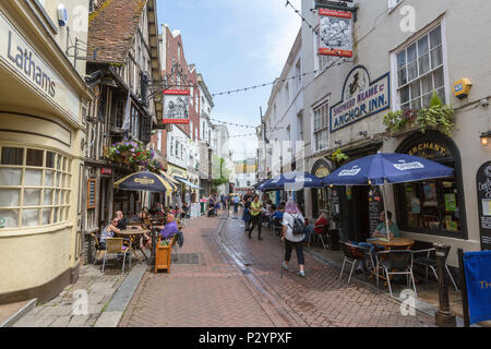 People outside the Ye Olde Pumphouse at George street at Hastings old town, East Sussex, England , UK Stock Photo