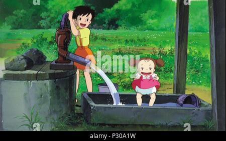 Original Film Title: TONARI NO TOTORO.  English Title: MY NEIGHBOR TOTORO.  Film Director: HAYAO MIYAZAKI.  Year: 1988. Credit: TOKUMA SHOTEN / Album Stock Photo