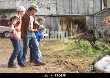 Original Film Title: THE LOVELY BONES.  English Title: THE LOVELY BONES.  Film Director: PETER JACKSON.  Year: 2009.  Stars: MARK WAHLBERG; SAOIRSE RONAN. Credit: WINGNUT FILMS / Album Stock Photo