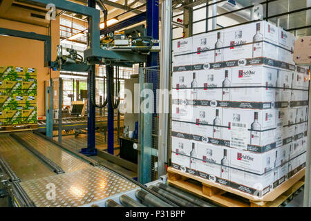 transport of packed bottles with ketel one to warehouse at distillery Nolet, Schiedam, Holland Stock Photo