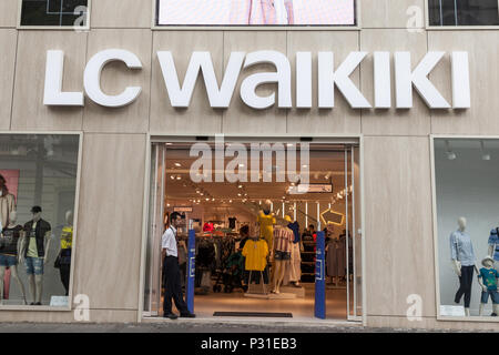 converse store waikiki