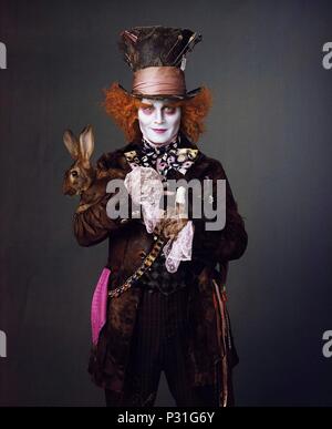 Original Film Title: ALICE IN WONDERLAND.  English Title: ALICE IN WONDERLAND.  Film Director: TIM BURTON.  Year: 2010.  Stars: JOHNNY DEPP. Credit: WALT DISNEY PICTURES / Album Stock Photo