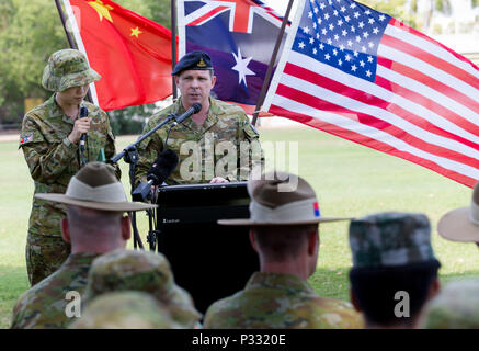 Australian Army officer Lieutenant Colonel Warwick Young addresses Australian Army, US Army, US Marine Corps and Chinese People's Liberation Army personnel at the Exercise Kowari opening ceremony at Larrakeyah Barracks in Darwin, Northern Territory, on 26 August 2016. Kowari is an Australian army-hosted survival skills exercise designed to increase defense cooperation between forces from the U.S., Australia and China. (Australian Defence Force photo by Cpl. Jake Sims) Stock Photo