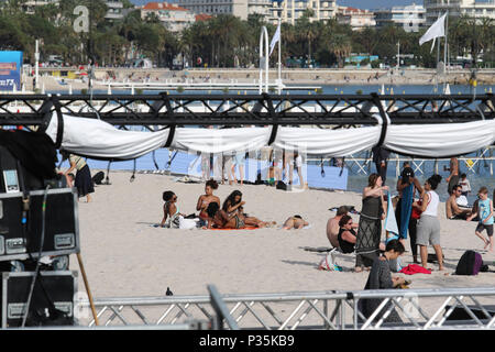 71e Festival de Cannes -  Opening Ceremony 08 05 2018 p.m 17 -(backstage, kazakh, Javier Bardem, Penelope Cruz, Denis Villeneuve, Cate Blanchett... Stock Photo