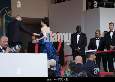 71e Festival de Cannes -  Opening Ceremony 08 05 2018 p.m 17 -(backstage, kazakh, Javier Bardem, Penelope Cruz, Denis Villeneuve, Cate Blanchett... Stock Photo