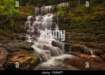 West bank view of Sgwd Isaf Clun-gwyn Falls Stock Photo