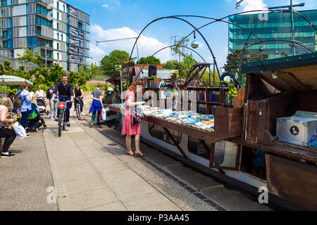 Word on the Water floating bookshop on a barge, Regent's Canal near Kings Cross, London, UK Stock Photo