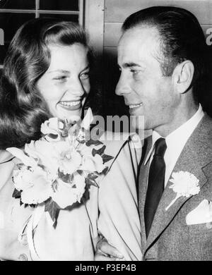 lauren bacall, humphrey bogart, wedding 1945 Stock Photo