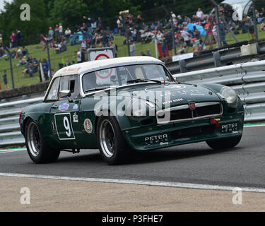 MGB GT V8 at Bernie's V8 & Historic Outlaws car racing at Brands Hatch ...