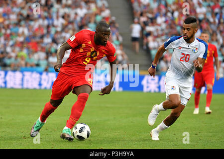 Sochi, Russland. 18th June, 2018. Romelu LUKAKU (BEL), action, duels versus Anibal GODOY (PAN). Belgium (BEL) - Panama (PAN) 3-0, Preliminary Round, Group G, Game 13, on 18.06.2018 in SOCHI, Fisht Olymipic Stadium. Football World Cup 2018 in Russia from 14.06. - 15.07.2018. | usage worldwide Credit: dpa/Alamy Live News Stock Photo