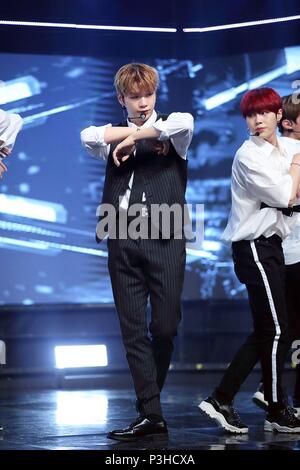 Seoul, Korea. 18th June, 2018. Wanna One record Arirang¡¯s music show Simply K-Pop in Seoul, Korea on 18th June, 2018.(China and Korea Rights Out) Credit: TopPhoto/Alamy Live News Stock Photo