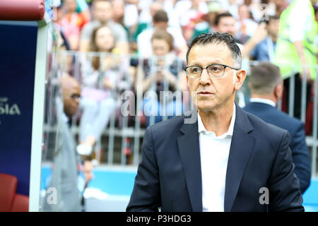Moscow, Russia. 17th June, 2018. Head coach Juan Carlos Osorio (MEX) before the FIFA World Cup Russia 2018 Group F match between Germany 0-1 Mexico at Luzhniki Stadium in Moscow, Russia, June 17, 2018. Credit: Kenzaburo Matsuoka/AFLO/Alamy Live News Stock Photo