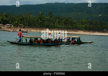Boats on the Piyain River at Jaflong. Sylhet, Bangladesh. Stock Photo