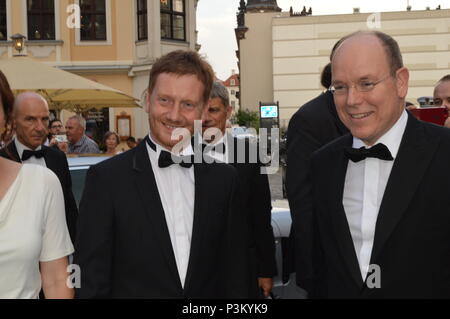 fuerst Albert monaco ministerpraesident  Kretschmer anett hofmann dresden saxony germany taurus award 2018 Photo Matthias Wehnert Stock Photo