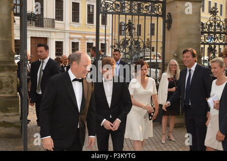 fuerst Albert monaco ministerpraesident  Kretschmer anett hofmann dresden saxony germany taurus award 2018 Photo Matthias Wehnert Stock Photo