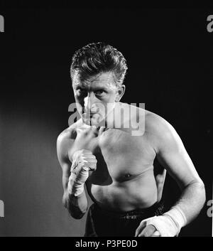 Original Film Title: CHAMPION.  English Title: CHAMPION.  Film Director: MARK ROBSON.  Year: 1949.  Stars: KIRK DOUGLAS. Credit: UNITED ARTISTS / Album Stock Photo